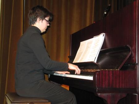 Prireditev ob Slovenskem kulturnem prazniku Pusti peti moj´ga slavca! v izvedbi Rajka Stuparja 2